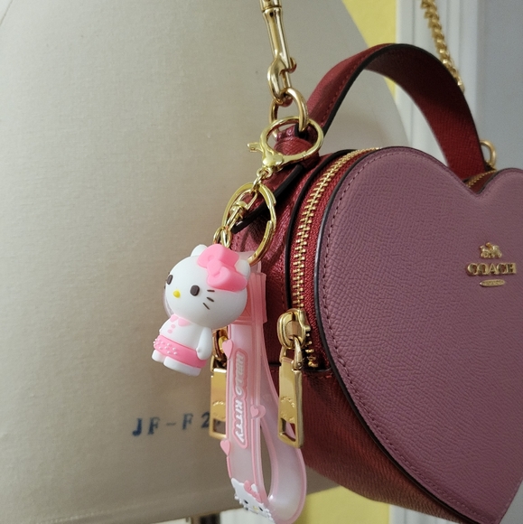 Sanrio Super Cute Hello Kitty Keychain or Bag Charm 💕 - Picture 8 of 9